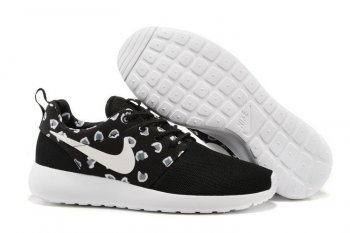 Running weapon Cheap Nike Roshe Run Shoes Print Black/White-ID2464