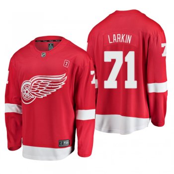 Men's Dylan Larkin #71 Detroit Red Wings Home Red #7 Patch Jersey