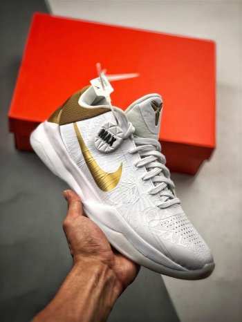 Nike Zoom Kobe 5 ‘Big Stage Home’ White/Metallic Gold For Sale