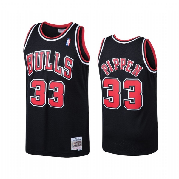 Scottie Pippen Bulls Black Hardwood Classics Jersey