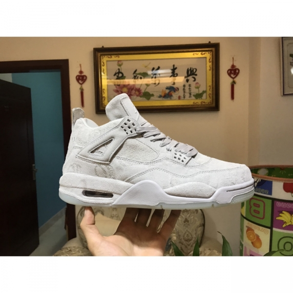 Air Jordan 4 X Kaws White 930155-100