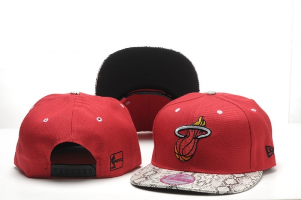 NBA Snapbacks Miami Heat New Era 59FIFTY Fitted Caps in Red Beige Stripes,Fantastic savings,factory wholesale prices,Clearance Sale Snapbacks/Hats/Caps