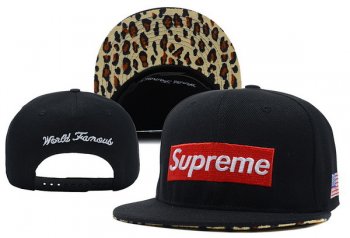 Fashion Street Snapbacks Supreme Fitted Caps in Black Red Logo,promo codes,authentic quality,UK Factory Outlet Snapbacks/Hats/Caps