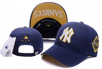 MLB Snapbacks New York Yankees Fitted Caps in White Gold Logo,Cheap Sale,Wholesale online,Hot Sale Snapbacks/Hats/Caps