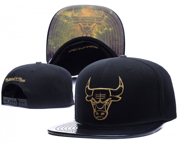 NBA Snapbacks Chicago Bulls Fitted Caps in Black with Gold Embroidery,No Sale Tax,100% quality guarantee,Exclusive Deals Snapbacks/Hats/Caps