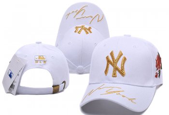 MLB Snapbacks New York Yankees Fitted Caps in White Red,Wholesale Online USA,genuine,luxury fashion brands Snapbacks/Hats/Caps