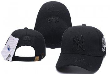 MLB Snapbacks New York Yankees Fitted Caps in Black with Black Embroidery,Superior Quality,official online website,reasonable sale price Snapbacks/Hats/Caps