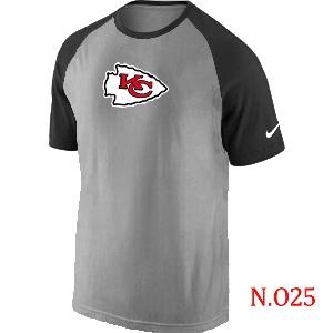 Mens Kansas City Chiefs Ash Tri Big Play Raglan T-Shirt Grey- Black